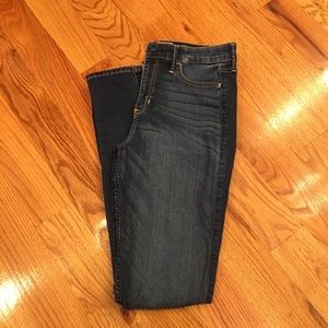 Hollister High Rise- Super Skinny Jeans